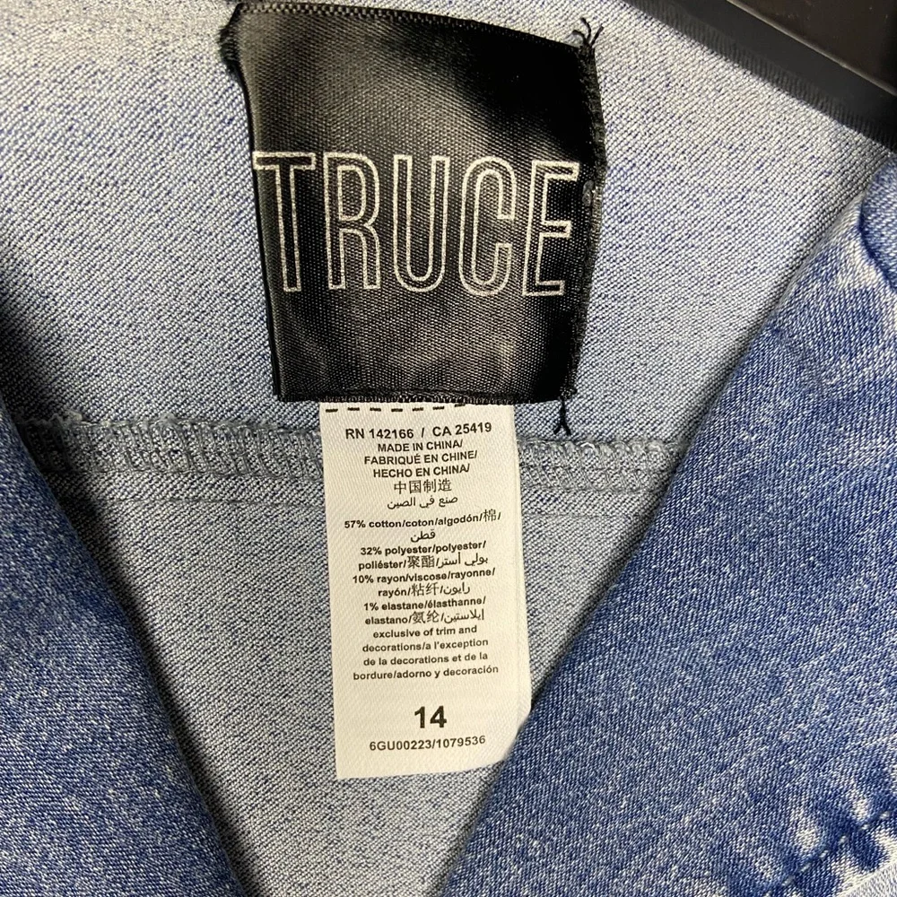 Truce Kids' Long Sleeve Snap Front Denim Dress 14 New With Imperfection - Picture 4 of 6